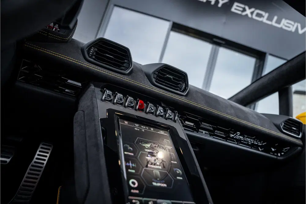Lamborghini Huracán 5.2 V10 Tecnica RWD uit 2024, foto 14