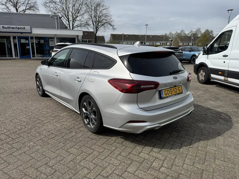 Ford Focus 1.0 EcoBoost Hybrid ST Line uit 2024, foto 5