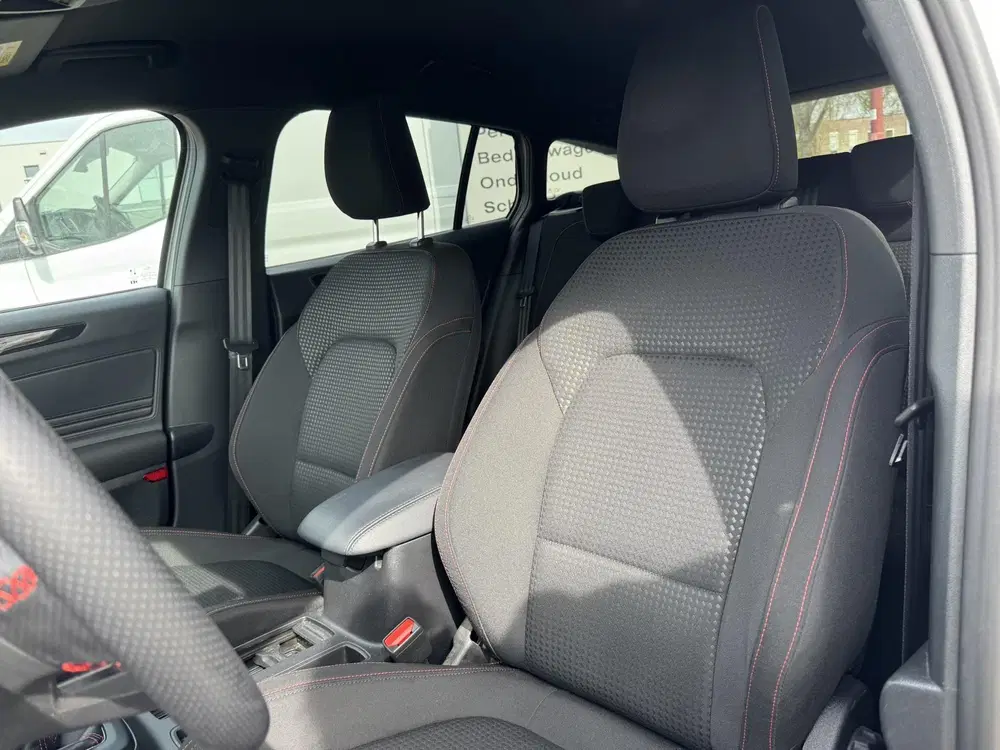Ford Focus 1.0 EcoBoost Hybrid ST Line uit 2024, foto 8