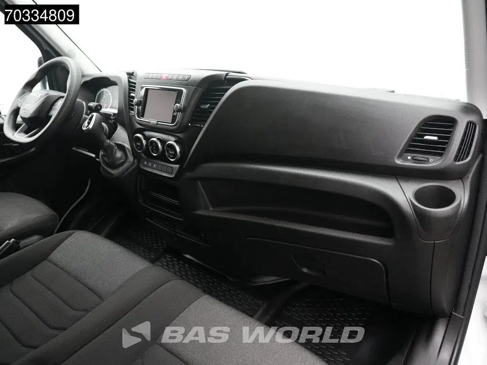 Iveco Daily Automaat 160PK L3H2 Airco Camera Parkeerse uit 2024, foto 15
