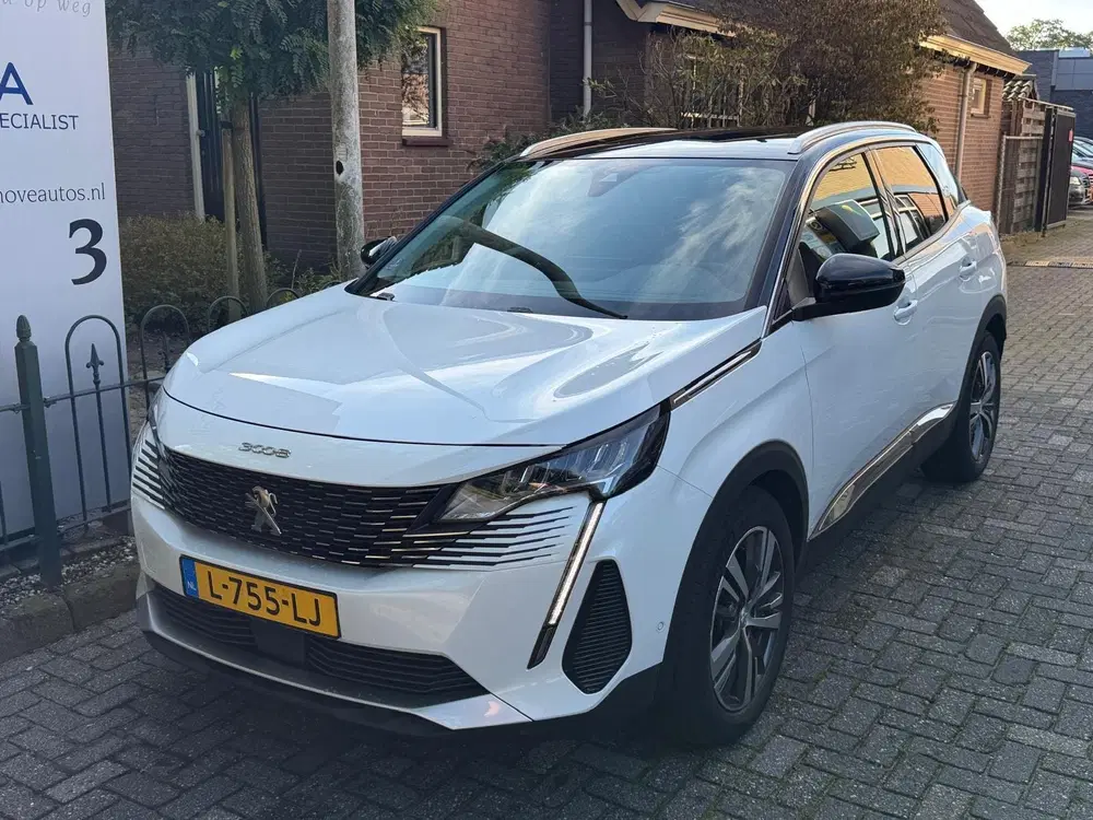 Peugeot 3008 1.2 PureTech Blue Lease Allure (bj 2021) uit 2021, foto 4