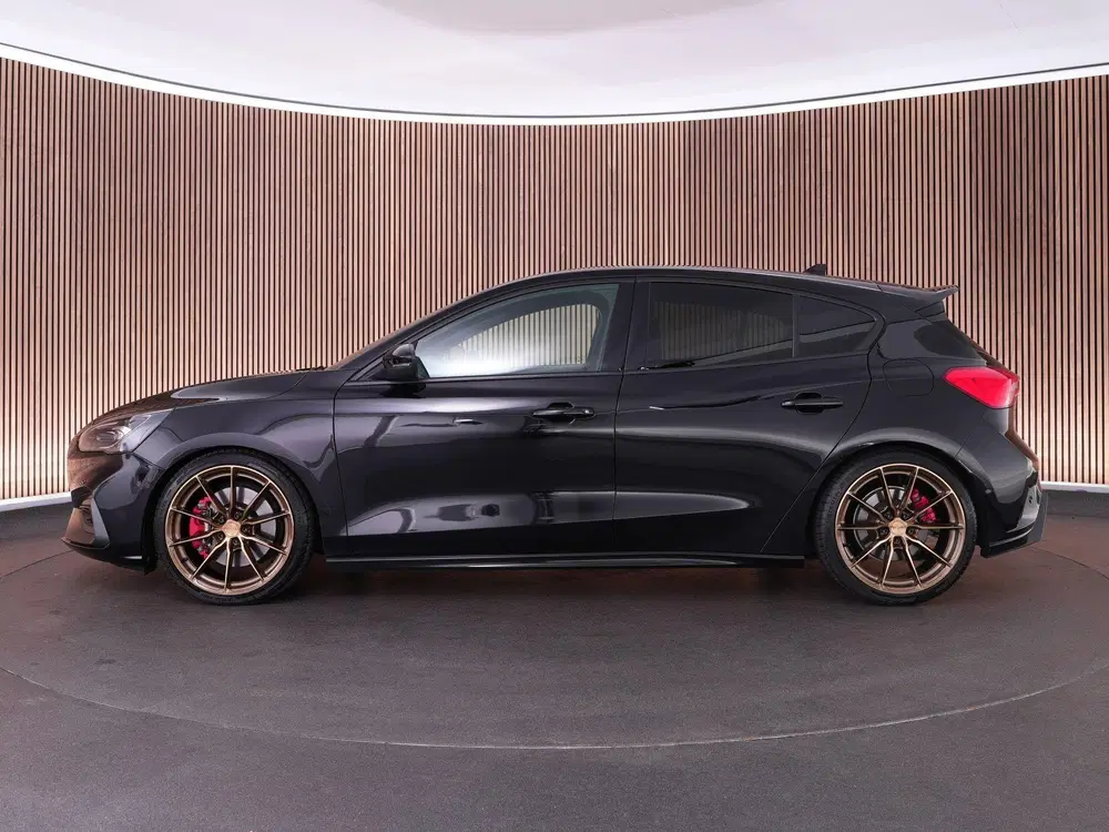 Ford Focus AUTOMAAT 2.3 280pk PERFORMANCE PACK uit 2022, foto 12