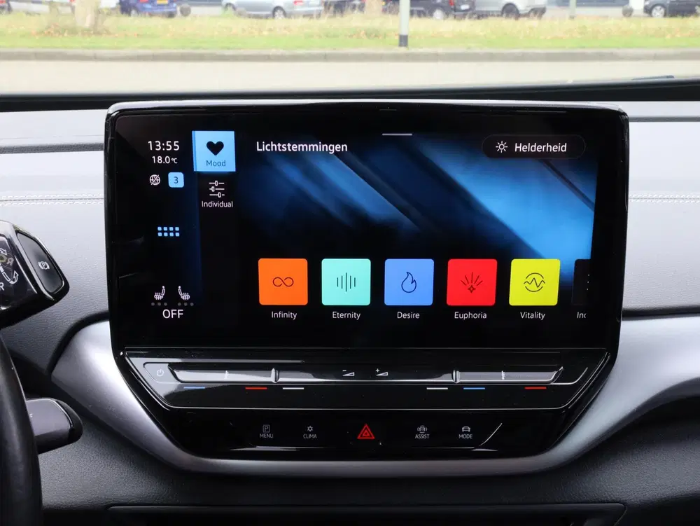 Volkswagen ID.5 Pro Business 77 kWh 150KW uit 2023, foto 15