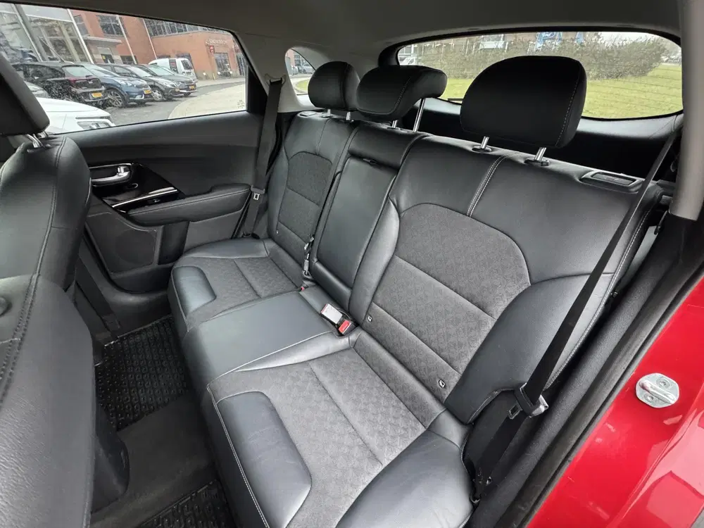 Kia Niro 1.6 GDi Hybrid DynamicLine Eerste Eigenaar uit 2020, foto 11