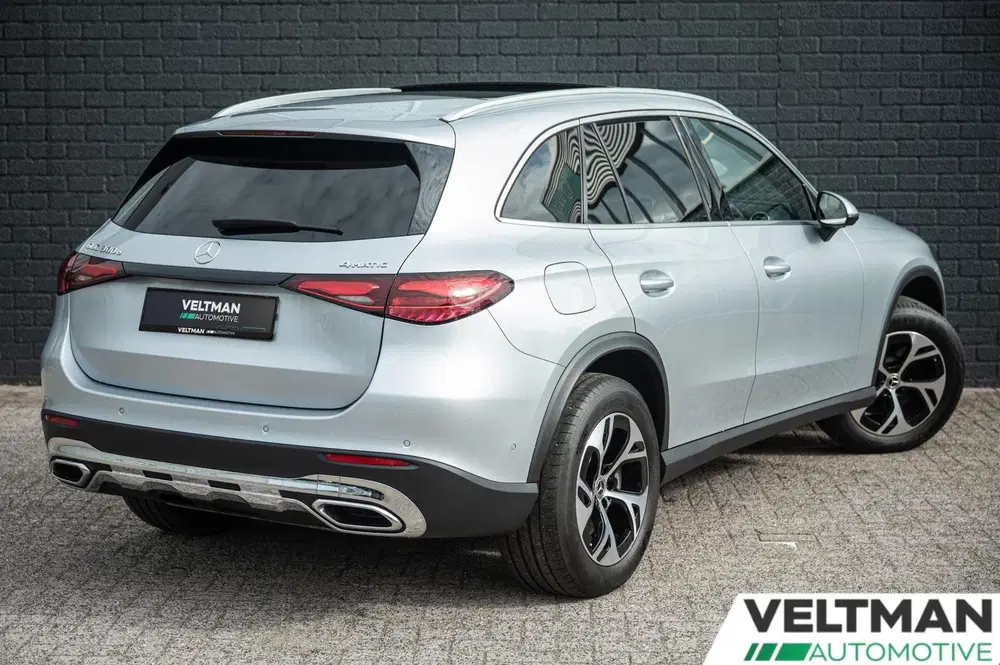 Mercedes-Benz GLC Mercedes GLC-klasse 300e 4MATIC Luxury Lin uit 2023, foto 3