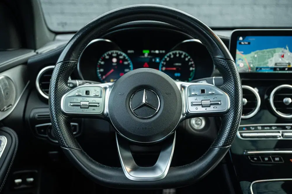 Mercedes-Benz GLC Mercedes GLC-klasse 300e 4MATIC AMG LINE P uit 2021, foto 13