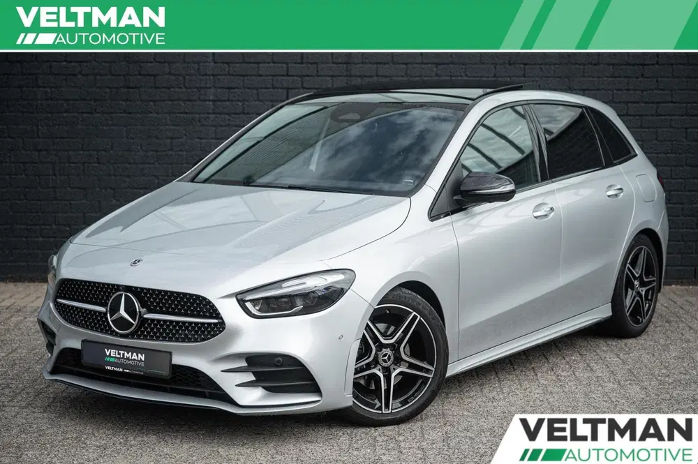 Mercedes-Benz B-Klasse Mercedes B-klasse 180 AMG LINE PANORAMADAK uit 2024