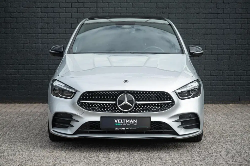 Mercedes-Benz B-Klasse Mercedes B-klasse 180 AMG LINE PANORAMADAK uit 2024, foto 11