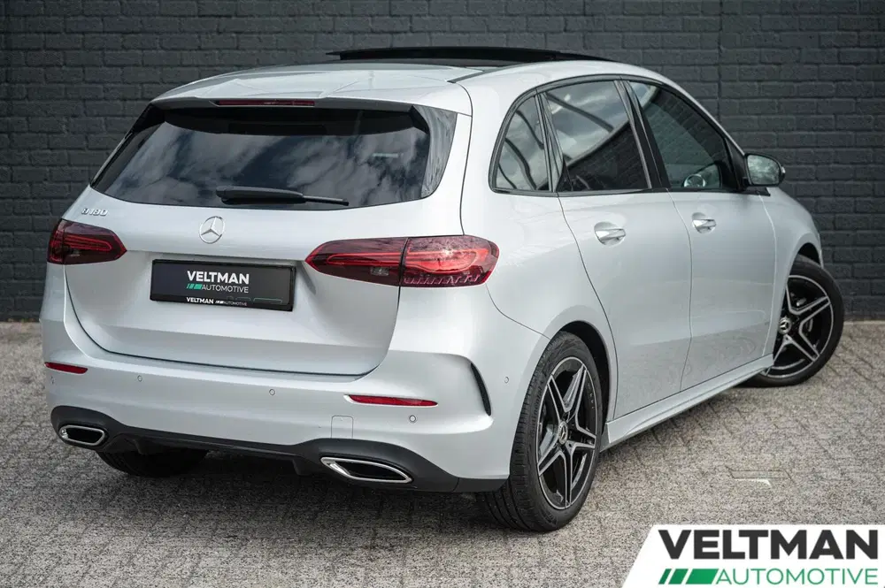 Mercedes-Benz B-Klasse Mercedes B-klasse 180 AMG LINE PANORAMADAK uit 2024, foto 3