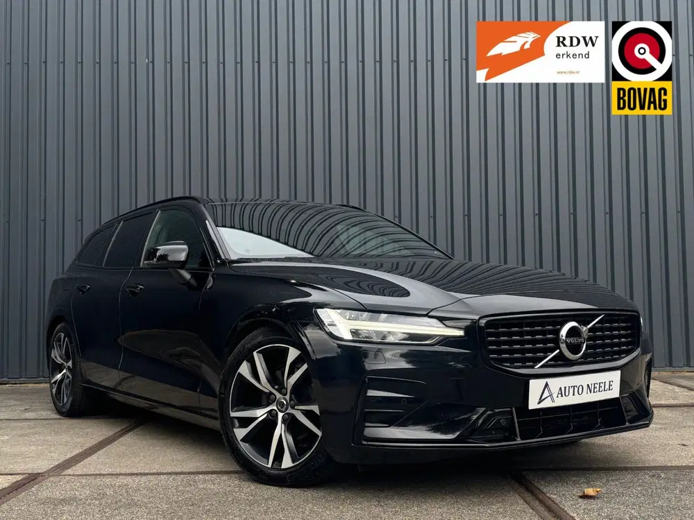 Volvo V60 2.0 B4 R-Design Trekhaak uit 2022