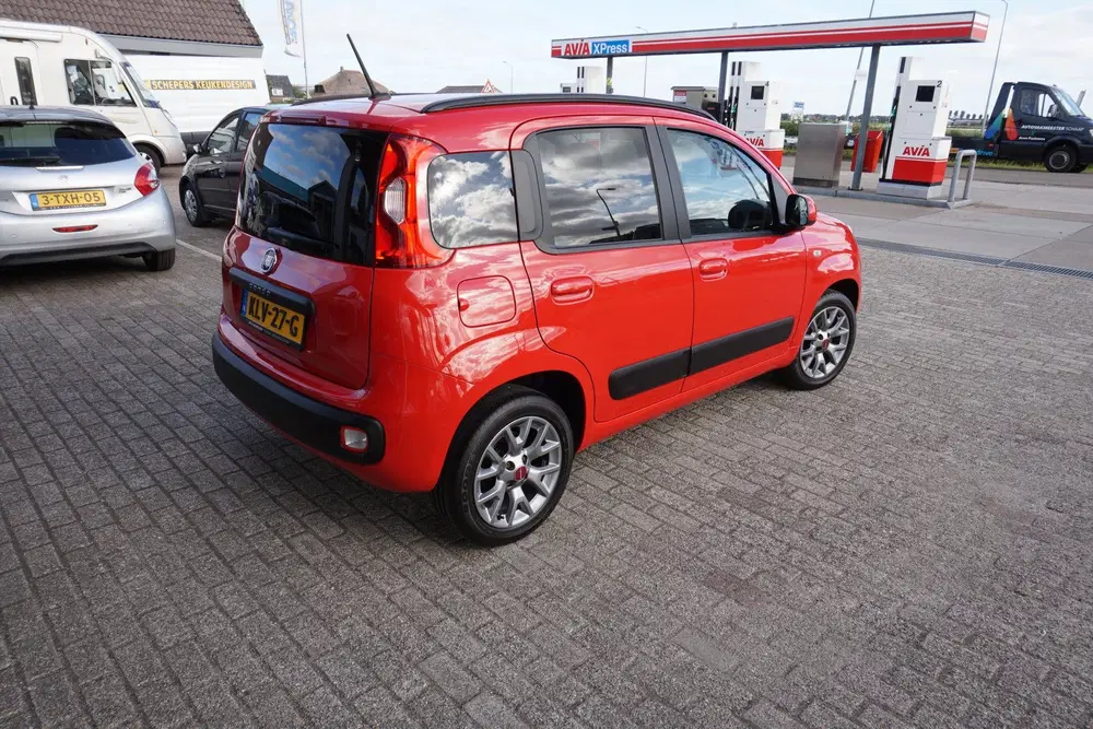 Fiat Panda 1.2 Lounge uit 2020, foto 5