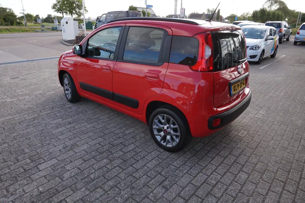 Fiat Panda 1.2 Lounge uit 2020, foto 7