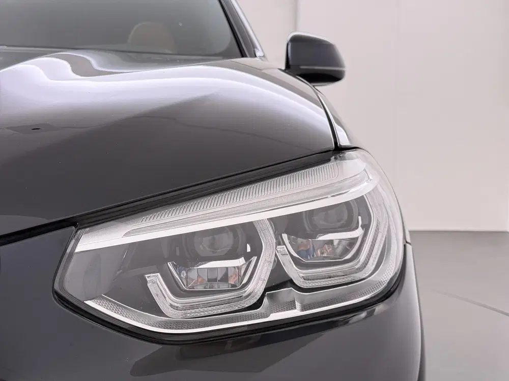 BMW X4 xDrive20i M Pakket uit 2021, foto 10