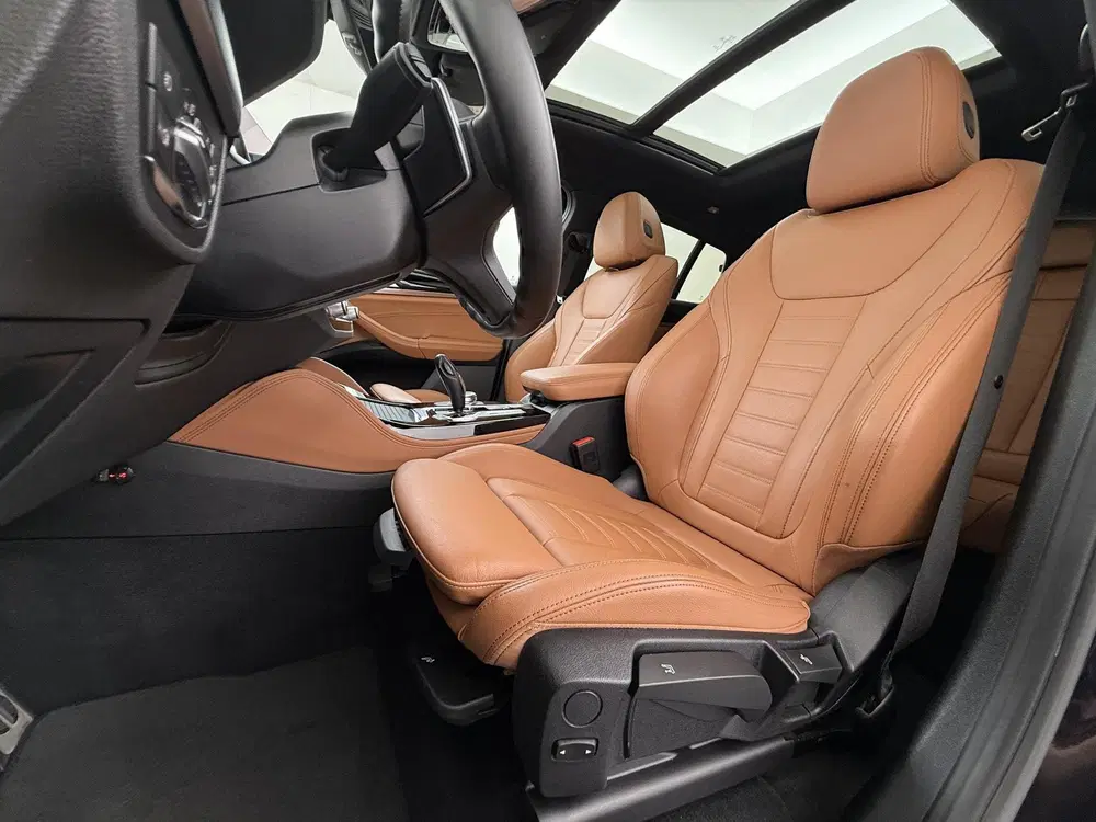 BMW X4 xDrive20i M Pakket uit 2021, foto 14