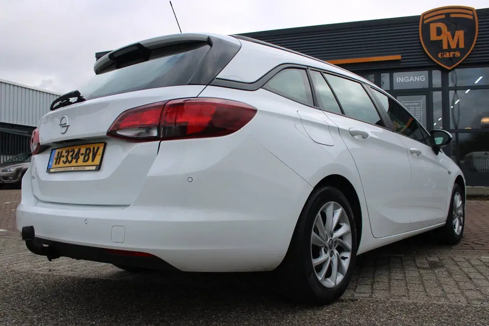 Opel Astra 1.2 Edition uit 2020, foto 6