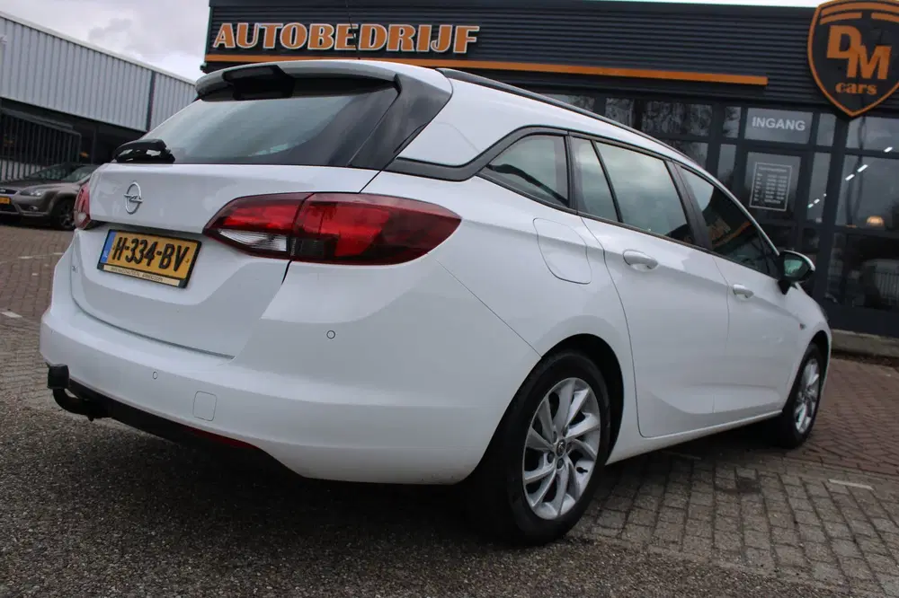 Opel Astra 1.2 Edition uit 2020, foto 8