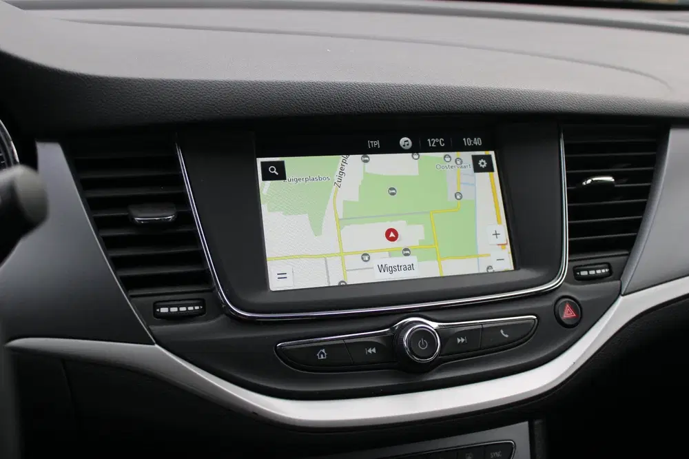 Opel Astra 1.2 Edition uit 2020, foto 13