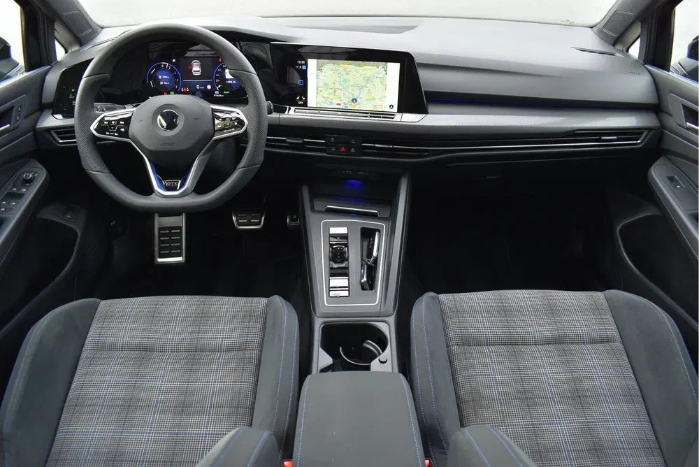 Volkswagen Golf 1.4 eHybrid GTE 245 Pk Pano Navi Camera IQ uit 2022, foto 11