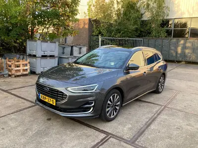 Ford Focus Focus 1.0 Ecoboost Hybrid 125pk 2023 Grijs uit 2023