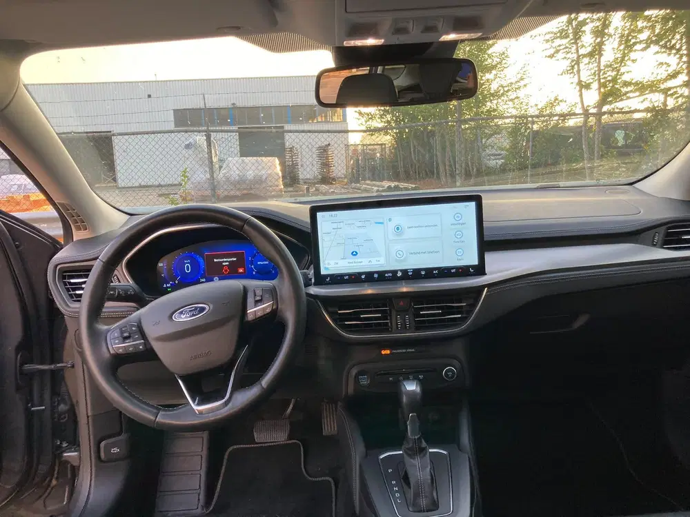 Ford Focus Focus 1.0 Ecoboost Hybrid 125pk 2023 Grijs uit 2023, foto 7