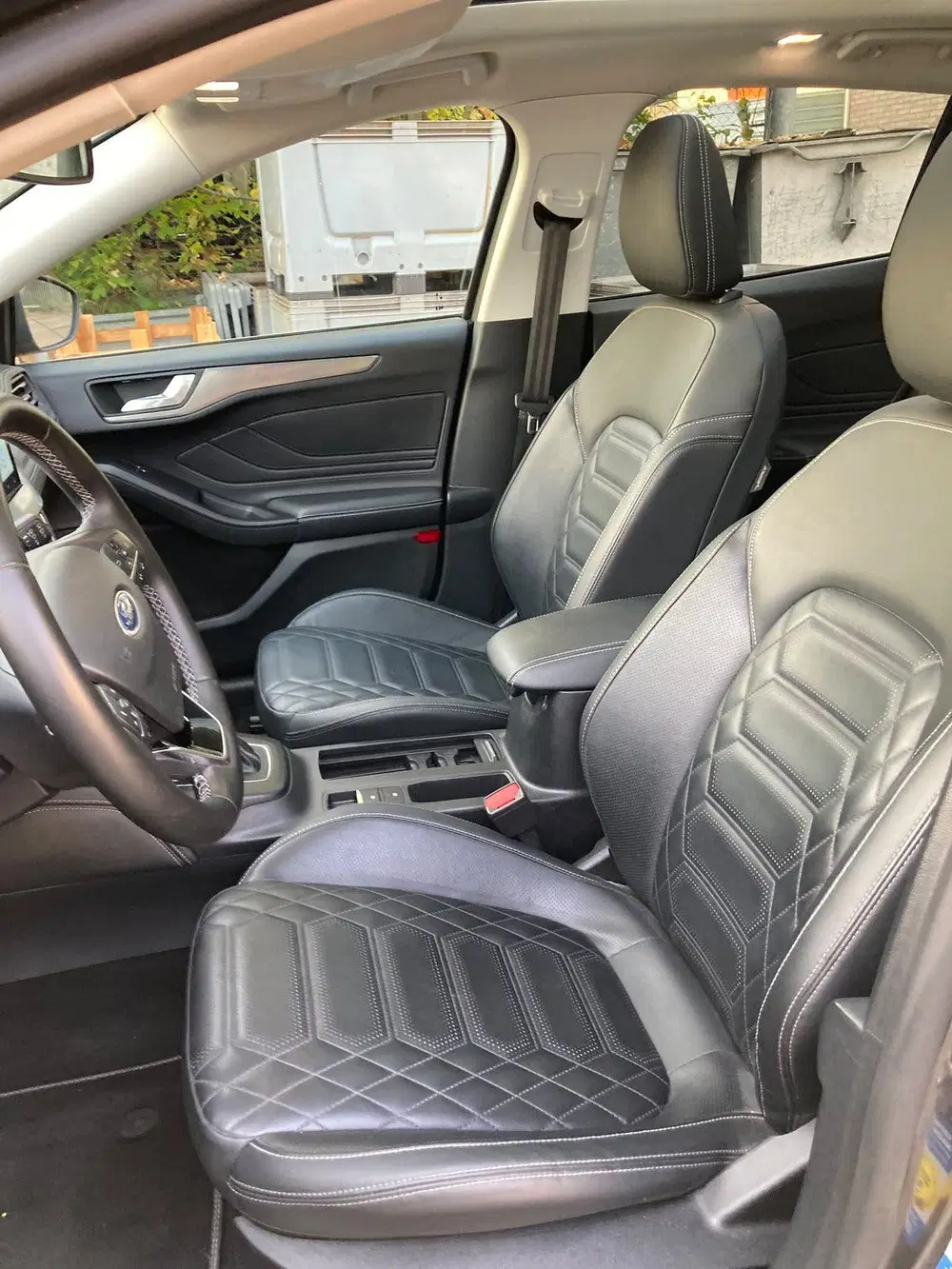 Ford Focus Focus 1.0 Ecoboost Hybrid 125pk 2023 Grijs uit 2023, foto 8