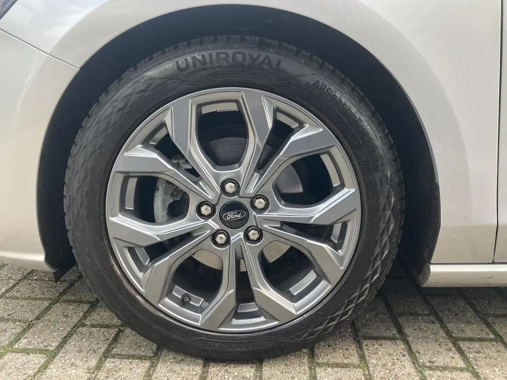 Ford Focus 1.0 EcoBoost Hybrid 125 pk ST Line Wagon S uit 2023, foto 9