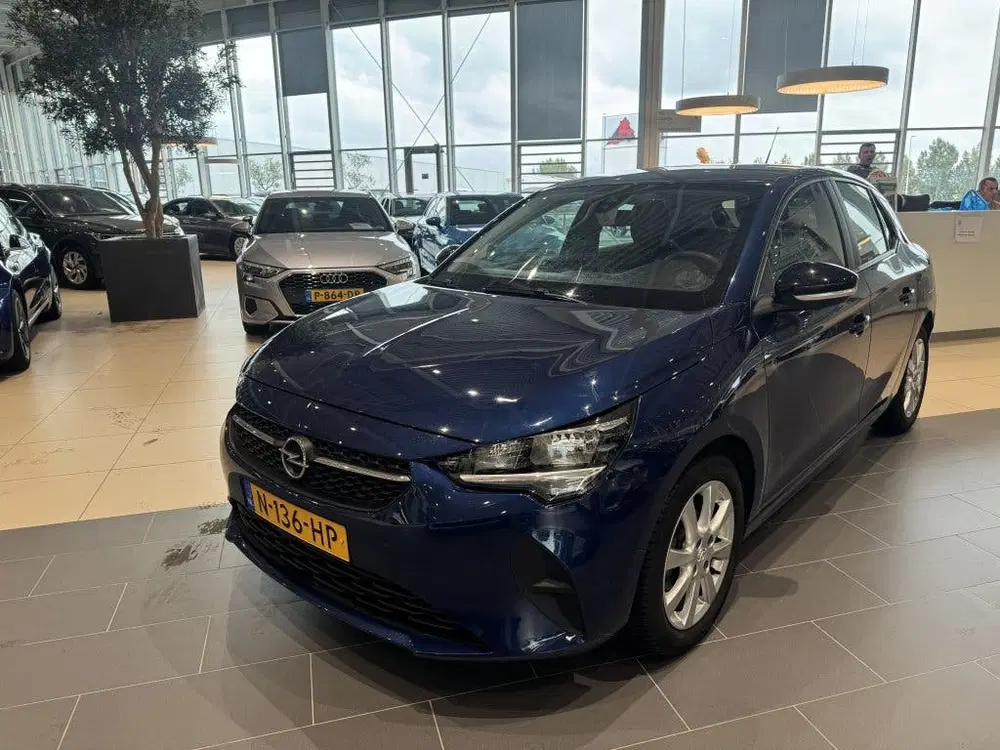 Opel Corsa 1.2 Edition uit 2021, foto 3