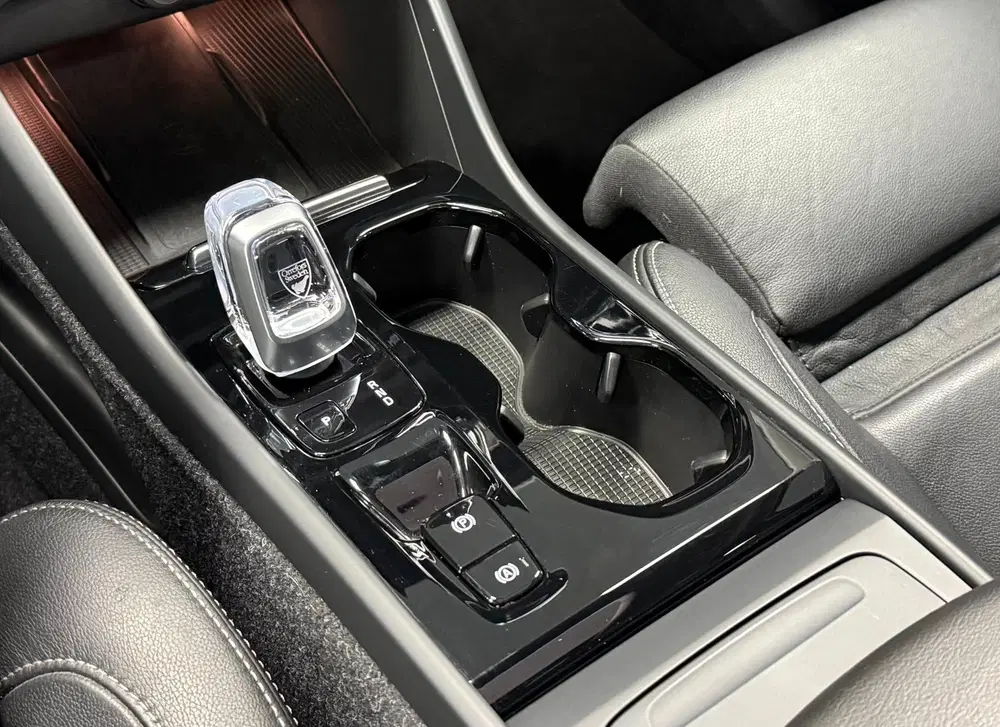 Volvo XC40 1.5 T3 Inscription 163PK*Panodak*VolLeder* uit 2020, foto 6