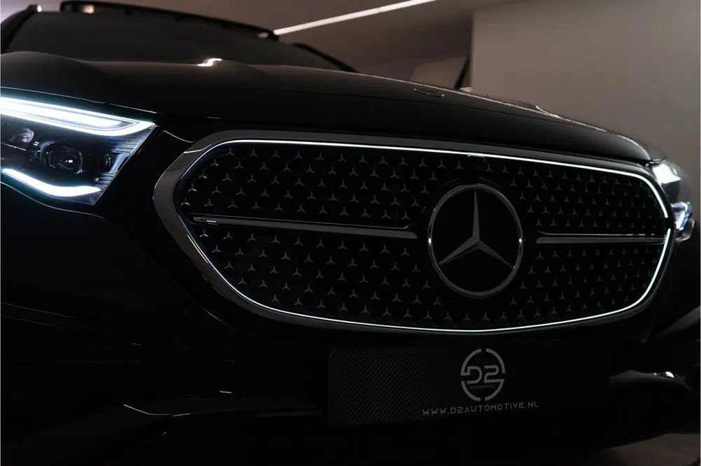 Mercedes-Benz E-Klasse 300 e Premium+ AMG 313PK uit 2025, foto 11