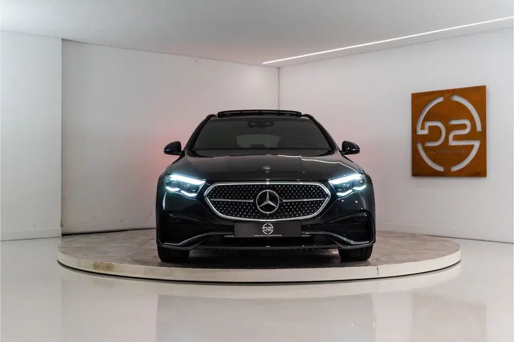 Mercedes-Benz E-Klasse 300 e Premium+ AMG 313PK uit 2025, foto 8