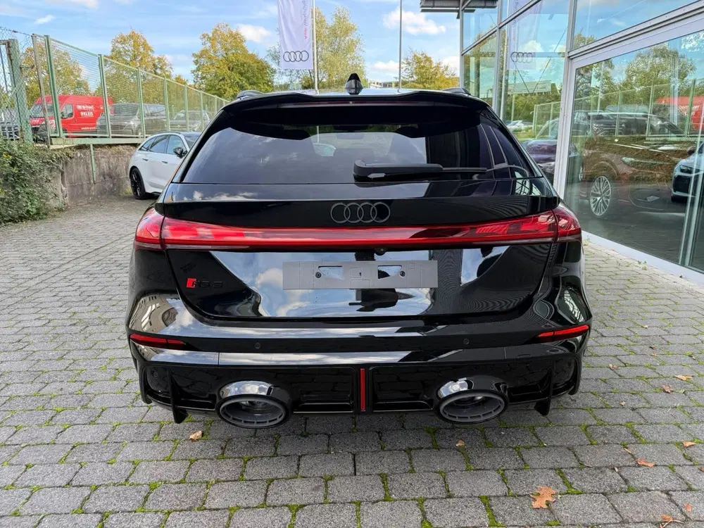 Audi RS5 HYBRID quattro uit 2026, foto 3