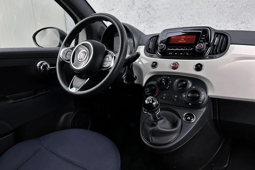 Fiat 500 1.0 Hybrid Cult uit 2021, foto 12