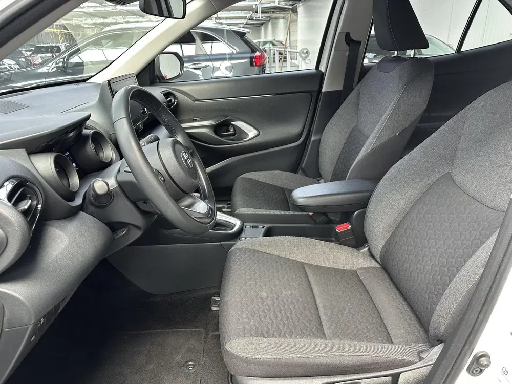Toyota Yaris Cross 1.5 Hybrid Active uit 2022, foto 2