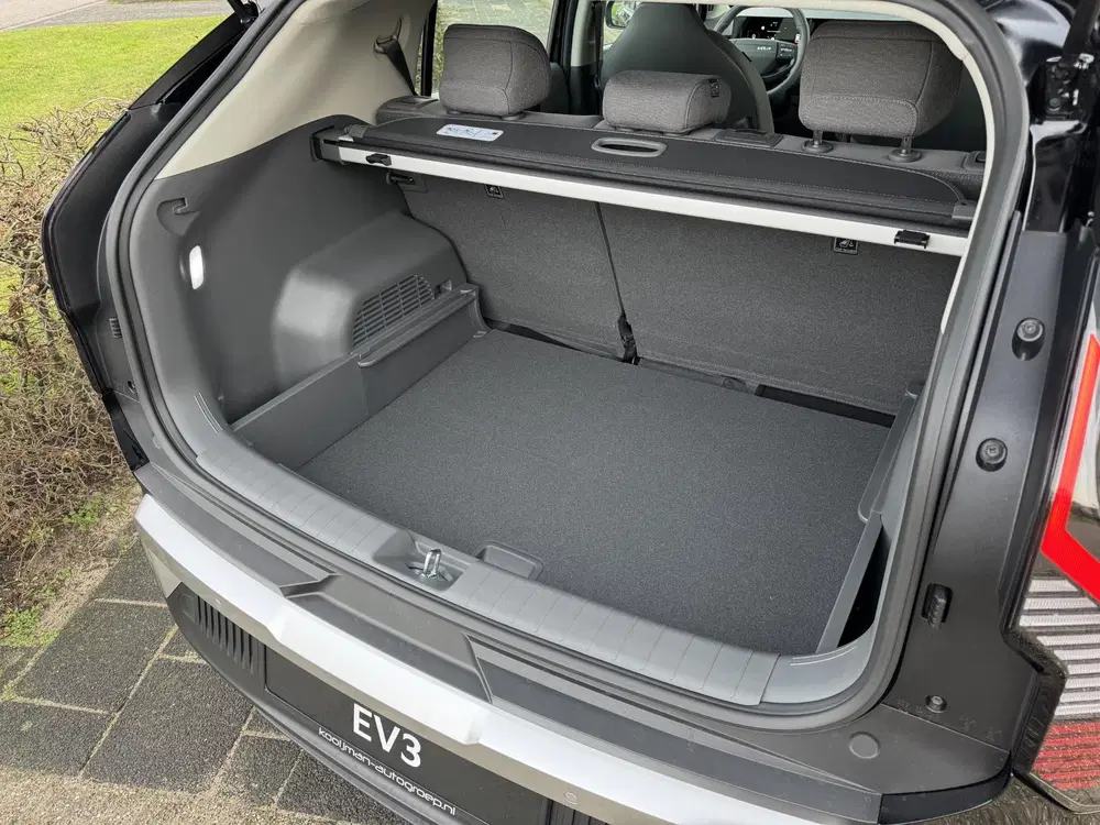 Kia EV3 Air 58.3 kWh €32.995 uit 2024, foto 4
