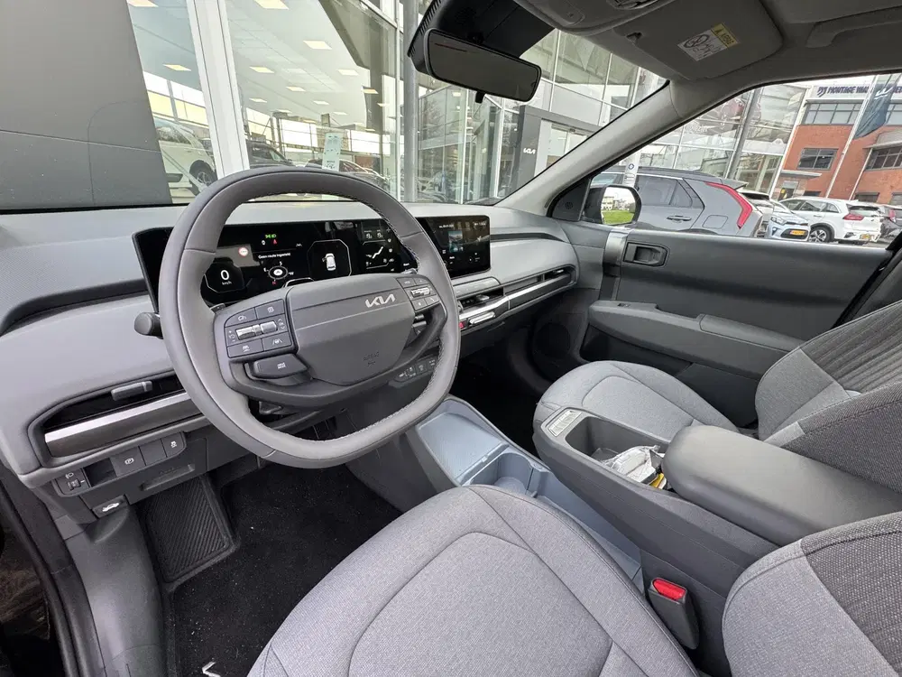 Kia EV3 Air 58.3 kWh €32.995 uit 2024, foto 8