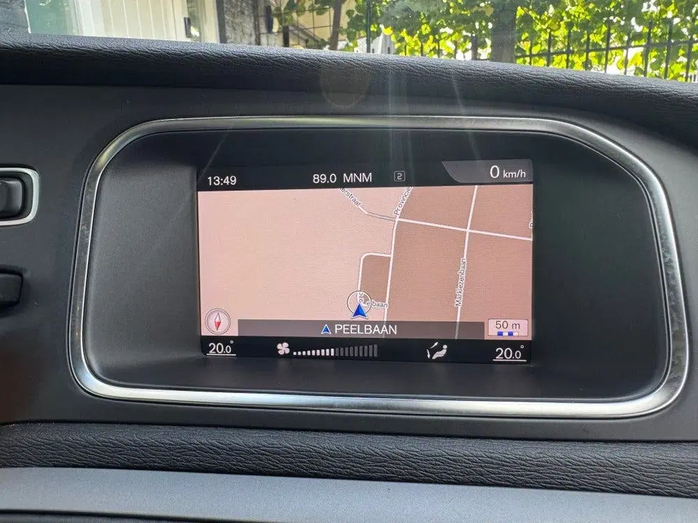 Volvo V40 T2 Autom. POLAR+ Led + Navi + Pdc + Lmv uit 2019, foto 14
