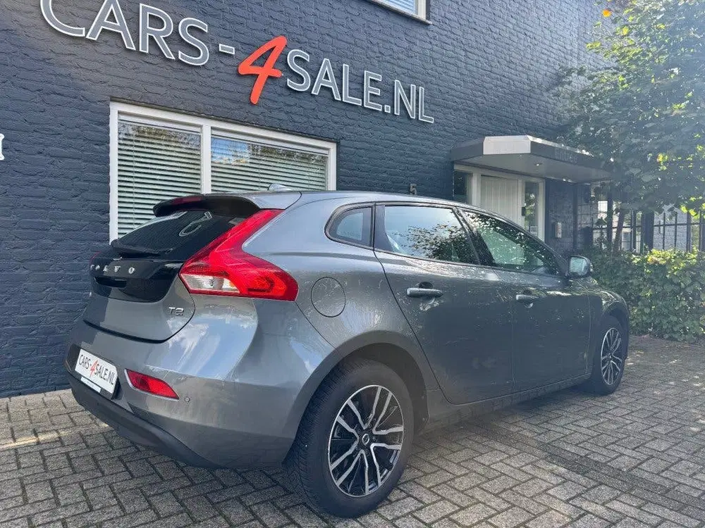 Volvo V40 T2 Autom. POLAR+ Led + Navi + Pdc + Lmv uit 2019, foto 6