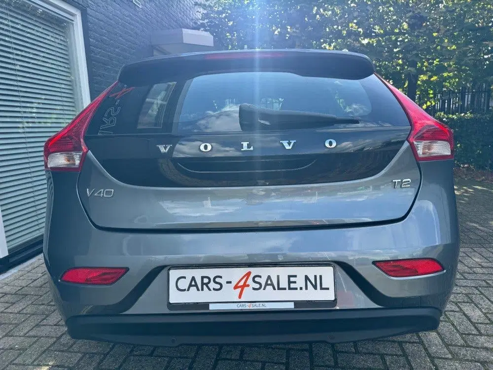 Volvo V40 T2 Autom. POLAR+ Led + Navi + Pdc + Lmv uit 2019, foto 7