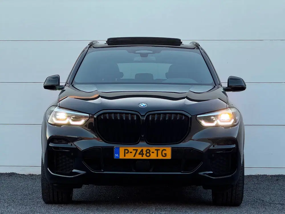 BMW X5 XDrive45e High Exe 394 PK Org NL M-Sport P uit 2022, foto 4