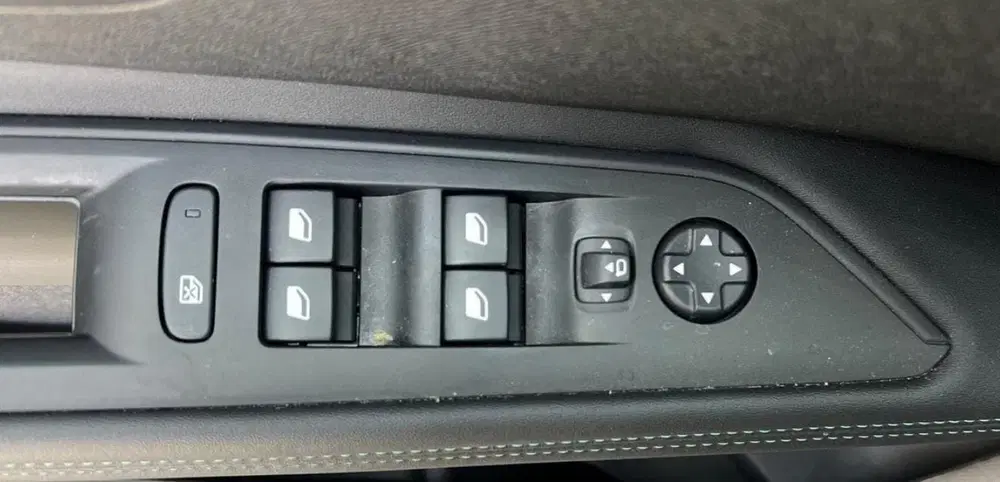 Peugeot 3008 1.2 CRUISE STOELVERW. APPLE P-CAM uit 2023, foto 14
