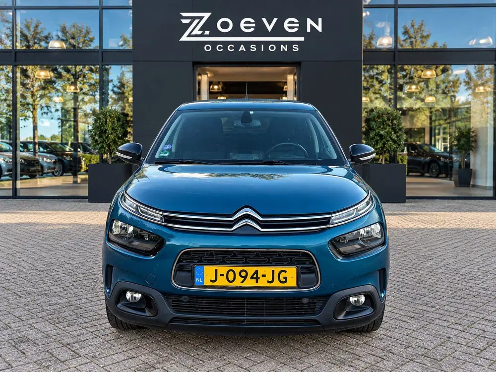 Citroën C4 Cactus Citroen C4 Cactus 1.2 PureTech Shine uit 2019, foto 2