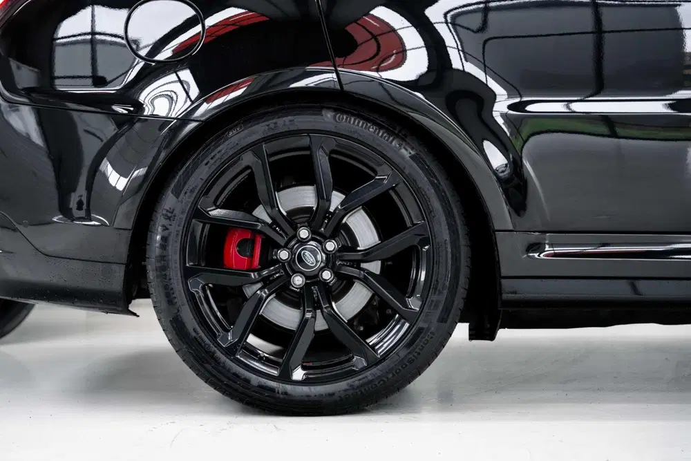 Land Rover Range Rover Sport P575 SVR Carbon Edition uit 2022, foto 13