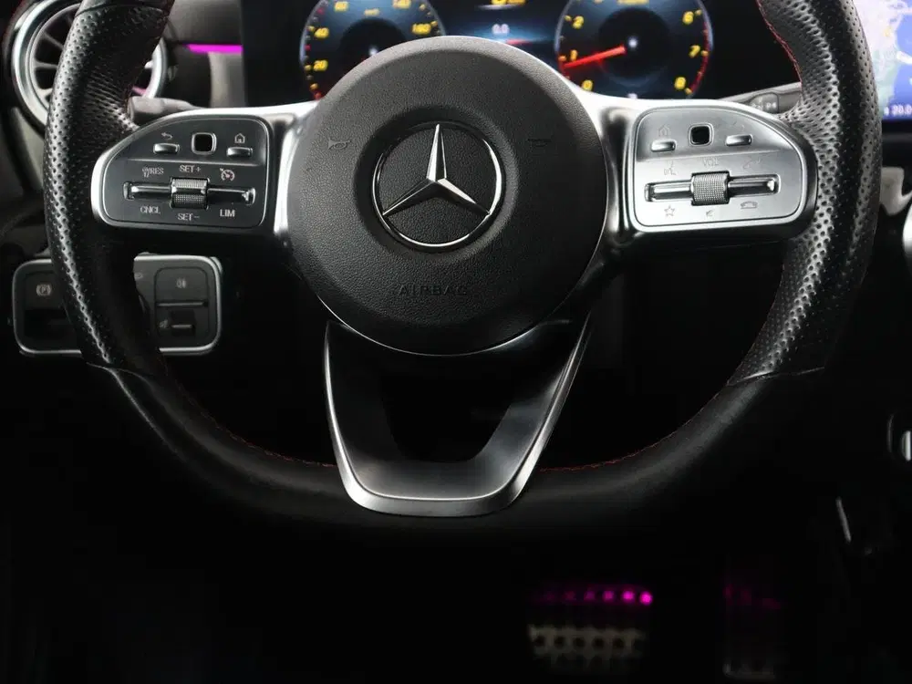 Mercedes-Benz CLA 180 Business Solutio uit 2022, foto 8