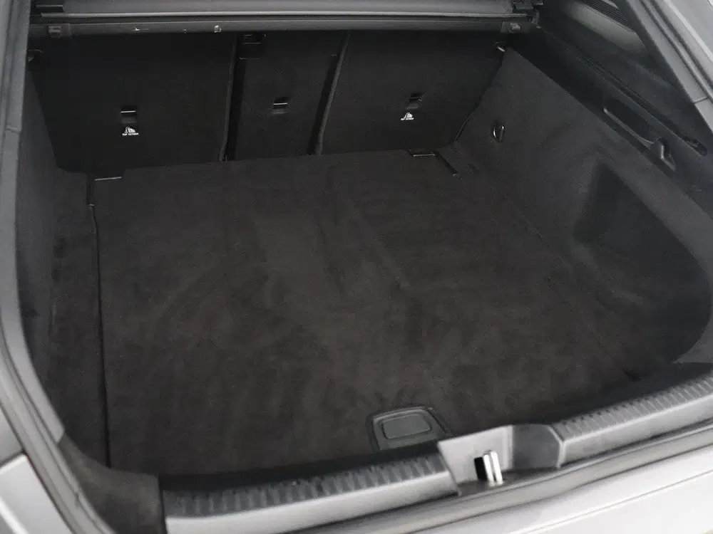 Mercedes-Benz CLA 180 Business Solutio uit 2022, foto 9