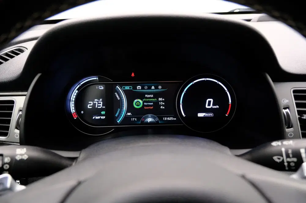 Kia Niro ExecutiveLine 64 kWh Aut. Leder uit 2019, foto 6