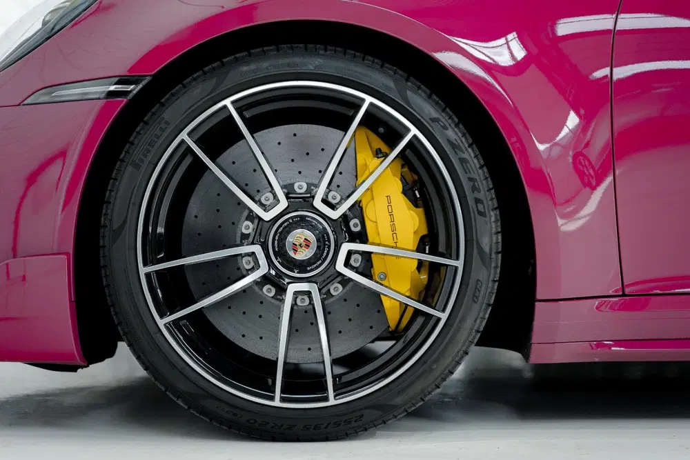 Porsche 911 Turbo S *PTS RUBYSTAR* l Aero pack l PASM uit 2023, foto 13