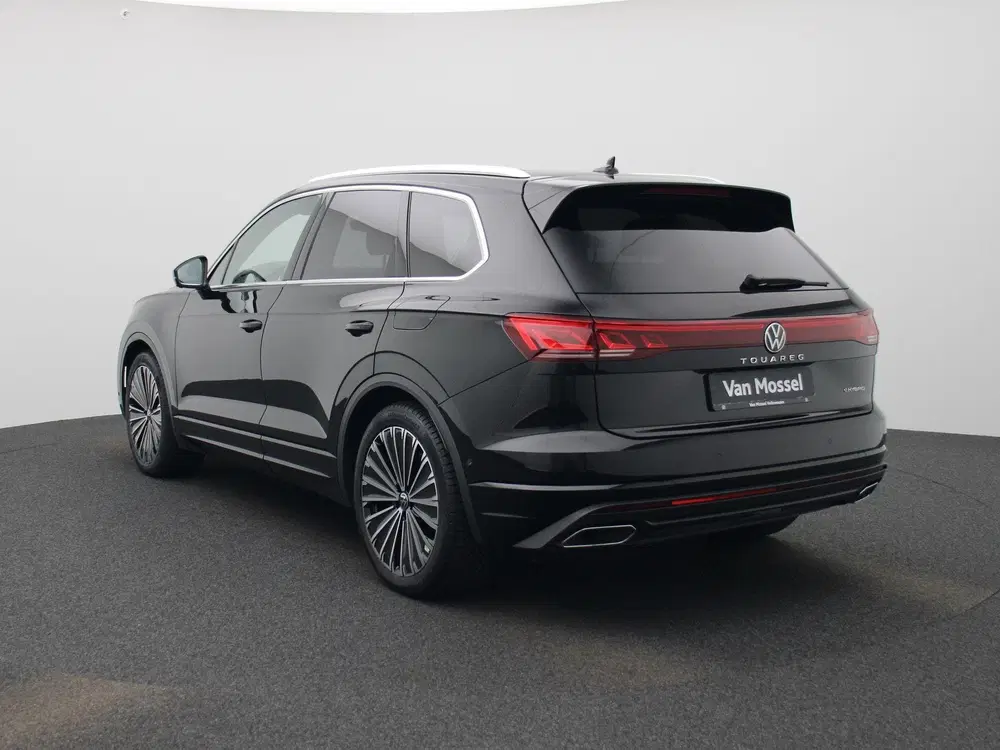 Volkswagen Touareg 3.0 TSi eHybrid 4MOTION Elegance 381 PK uit 2023, foto 2