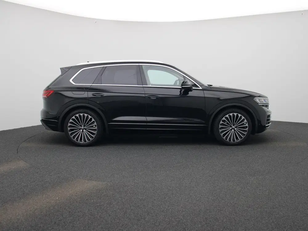 Volkswagen Touareg 3.0 TSi eHybrid 4MOTION Elegance 381 PK uit 2023, foto 6