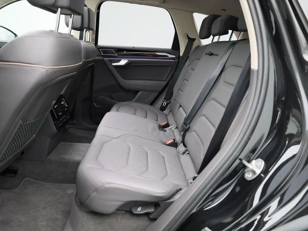 Volkswagen Touareg 3.0 TSi eHybrid 4MOTION Elegance 381 PK uit 2023, foto 9