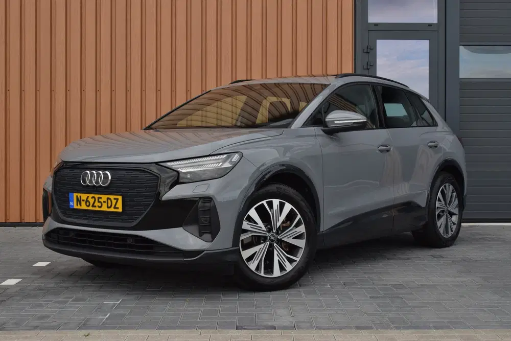 Audi Q4 e-tron 40 Launch edition 77 kWh uit 2021
